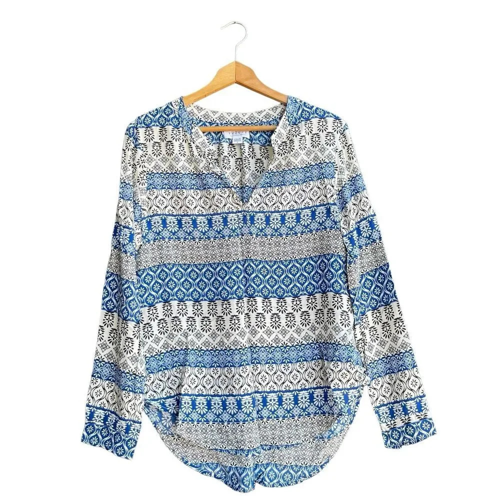 VELVET By Graham Spencer Tunic Top Women’s Small Blue White V-neck Long Sleeve